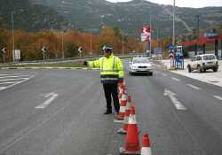 Κυκλοφοριακές ρυθμίσεις στα Τέμπη - Μετ' εμποδίων η κυκλοφορία