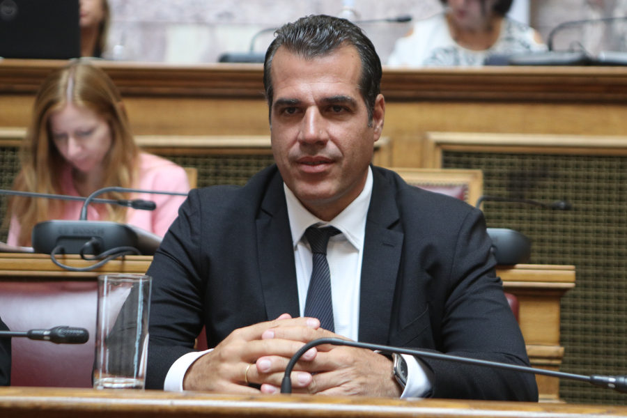 Πλεύρης: Πάνω από 1000 νέες απελάσεις - 80% μείωση των ροών στην Κρήτη