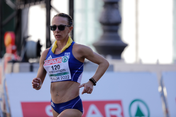 Άθλος: Συγκλονιστική η Ντρισμπιώτη πήρε χρυσό μετάλλιο και στα 20 χλμ βάδην (βίντεο)