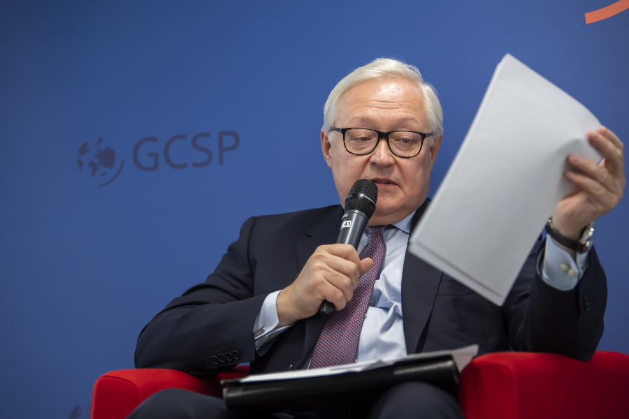 Ρωσία: Προειδοποίηση Ριαμπκόφ για επανάληψη της Κρίσης των Πυραύλων του 1962