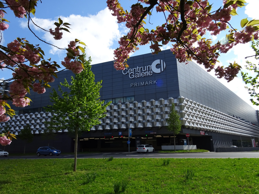 Primark: Δεν έρχεται τελικά στην Ελλάδα η αλυσίδα ρούχων με τιμές κόστους