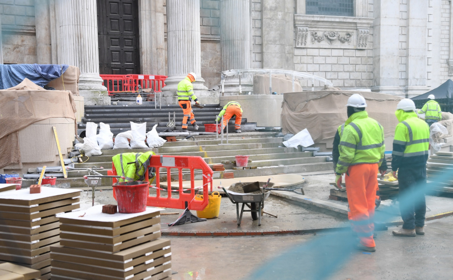 Τετραήμερη εργασία: Το μεγαλύτερο «πείραμα» παγκοσμίως ξεκίνησε στη Βρετανία, ποιες χώρες ακολουθούν