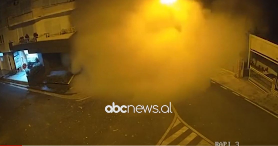 Άγνωστοι έβαλαν εκρηκτικά και «εξαφάνισαν» ξενοδοχείο Έλληνας στους Αγίους Σαράντα: Το σοκαριστικό βίντεο της έκρηξης