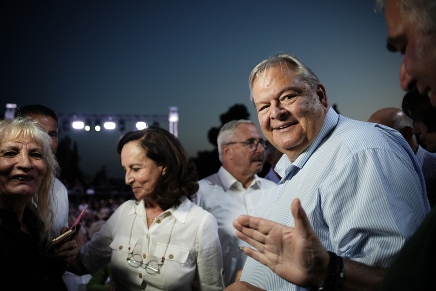 Ο Βενιζέλος σε μεγάλα κέφια