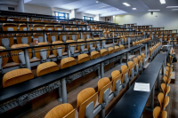 «Αυλαία» για τους αιώνιους φοιτητές: Διαγράφονται 220.000 σήμερα, ποιοι γλιτώνουν - Τι ισχύει για Πολυτεχνεία και Ιατρικές