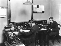 Πτυχίο και άδεια άσκησης επαγγέλματος ραδιοτηλεγραφητή-ραδιοτηλεφωνητή