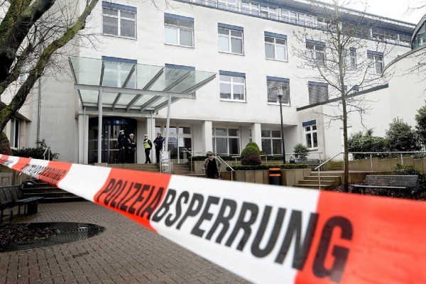 Επίθεση με μαχαίρι στην Γερμανία - Ένας νεκρός