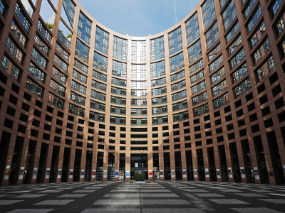 Πράσινο φως για προσλήψεις στην Ευρωπαϊκή Επιτροπή