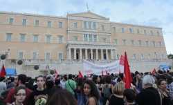 Νέα συγκέντρωση στο Σύνταγμα αύριο υπέρ του "ΟΧΙ"