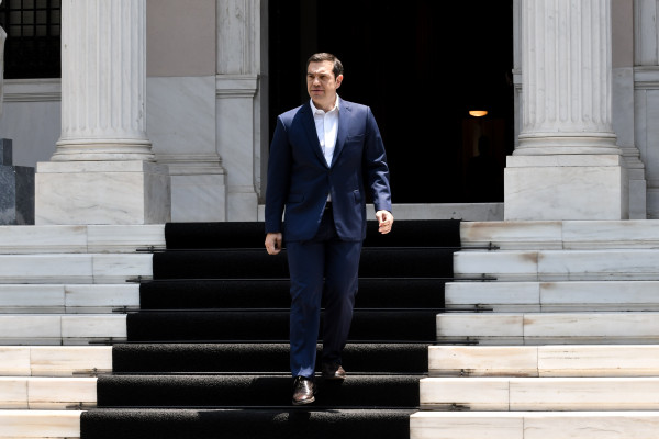 Ποσό που προκαλεί ίλιγγο! Σχεδόν 17 εκατ. ευρώ στοίχισαν οι μετακλητοί στο Μαξίμου επί ΣΥΡΙΖΑ (πίνακας)