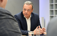 Σοβαρεύει επιτέλους η συζήτηση στον ΣΥΡΙΖΑ