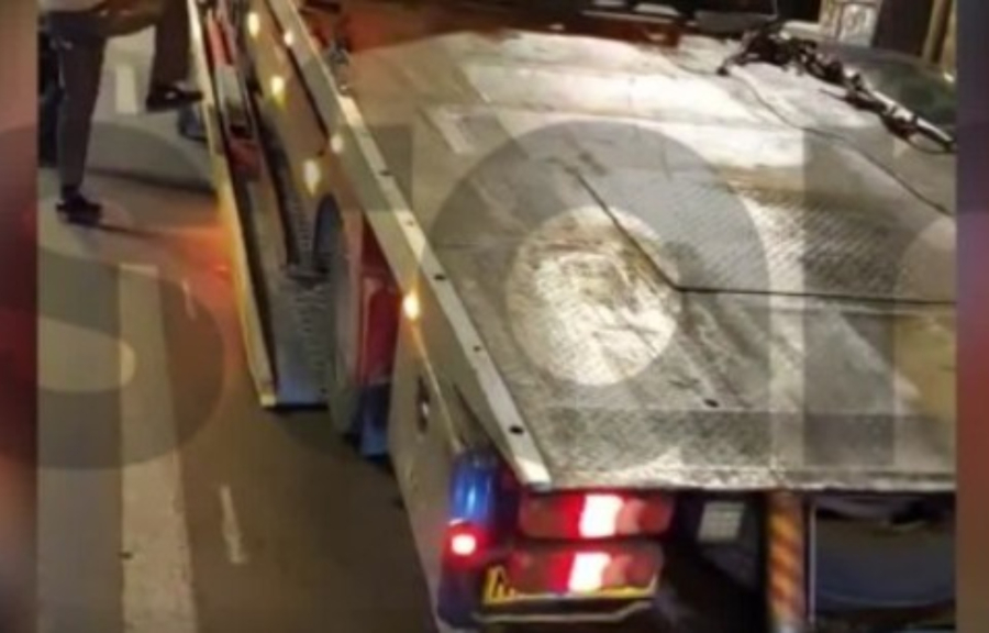 Συνελήφθη οδηγός γερανού που πήγε να μεταφέρει οχήματα... μεθυσμένος