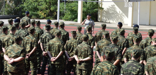 Αλλαγές στο στρατό: Τέλος η θητεία για τα άτομα με αυτισμό