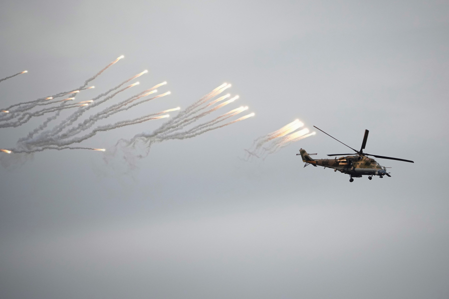 Κοινή στρατιωτική άσκηση Ρωσίας- Λευκορωσίας, υπό το βλέμμα Αμερικανών (Εικόνες και βίντεο)