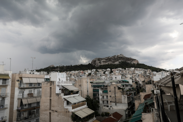 Τι ώρα έρχονται καταιγίδες στην Αττική σήμερα - «Παρένθεση» με μπόρες σε πολλές περιοχές