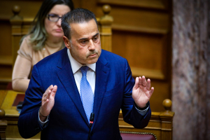 Greek Energy Minister Holds Talks with Chevron and ExxonMobil in Houston