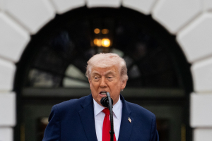 «Όχι» Τραμπ στην πρόταση του Ιράν: Συνεχίζεται ο αποκλεισμός, πιο αποτελεσματικός από βομβαρδισμό