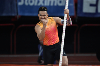 Εμμανουήλ Καραλής: Η World Athletics δεν χορταίνει τον «ιπτάμενο Έλληνα» και τον έκανε wallpaper