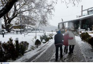 Χιόνια μέχρι και στον Υμηττό: Η πρόγνωση Τσατραφύλλια για «λευκή» Πεντέλη