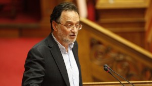 Λαφαζάνης: «Μνημόνιο – τέρας»