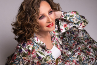 Το ξέσπασμα της Γλυκερίας: «Κινδυνεύει η ζωή μου στην Ελλάδα και εσείς στέλνετε φωτογραφίες μου;»