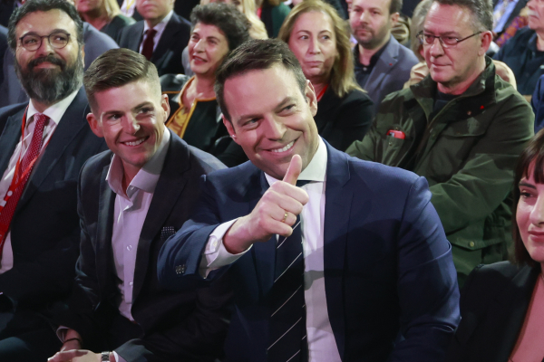 Αυτή είναι η «φτωχική» μεζονέτα στο Κολωνάκι που σκέφτεται να αγοράσει ο Κασσελάκης - Χλιδή άνευ προηγουμένου