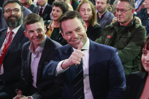 Αυτή είναι η «φτωχική» μεζονέτα στο Κολωνάκι που σκέφτεται να αγοράσει ο Κασσελάκης - Χλιδή άνευ προηγουμένου