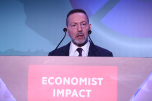 «Και λίγα είπα»- Ο Γ. Στουρνάρας επιμένει στην κριτική του για τον Αλ. Τσίπρα