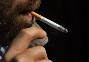 7,1 εκατ. άνθρωποι πεθαίνουν ετησίως λόγω του τσιγάρου- Κέρδη για τις καπνοβιομηχανίες