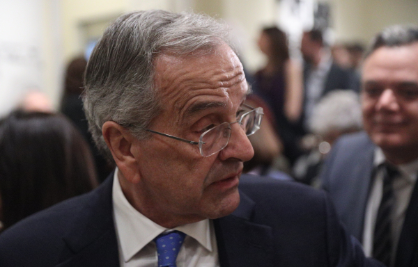 Τα τρία σενάρια μετά τη διαγραφή Σαμαρά