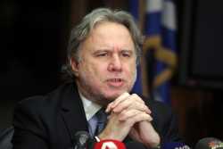 Μειώνεται ο προγραμματισμένος αριθμός του 2015 για προσλήψεις στο δημοσίο