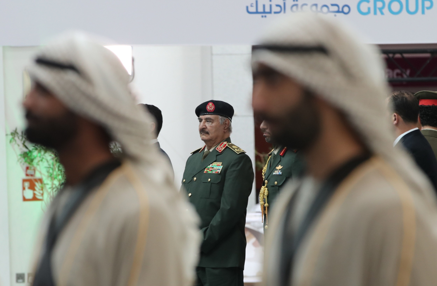 Χαφτάρ: Όταν ένας πολέμαρχος εξευτελίζει την Ευρωπαϊκή Ένωση