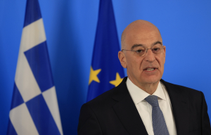 Το μήνυμα Δένδια για την Πρωτομαγιά