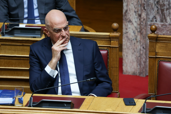 Γιατί ο Δένδιας ανέδειξε το θέμα της διαφθοράς