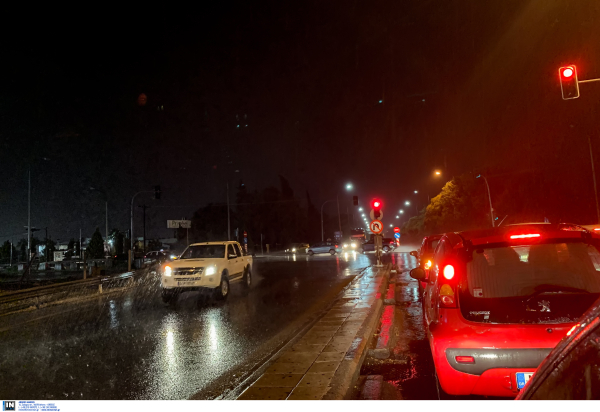 Θεσσαλονίκη: Καραμπόλα τεσσάρων αυτοκινήτων