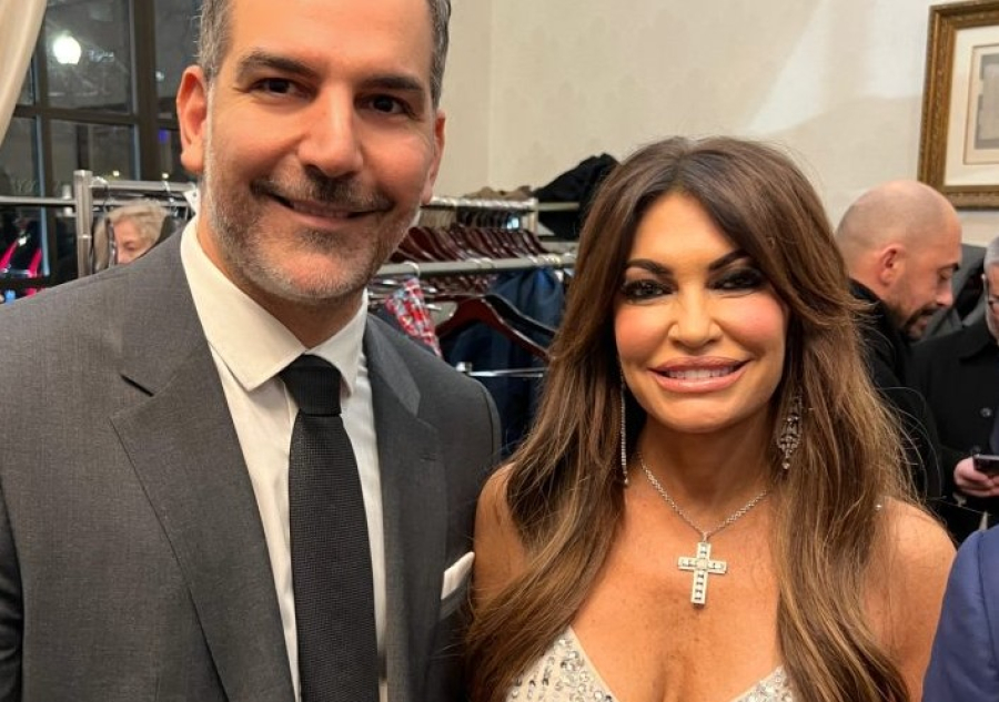 Η ελληνική ομογένεια υποδέχτηκε τη νέα πρέσβη, Κίμπερλι Γκίλφοϊλ πριν την ορκωμοσία Τραμπ