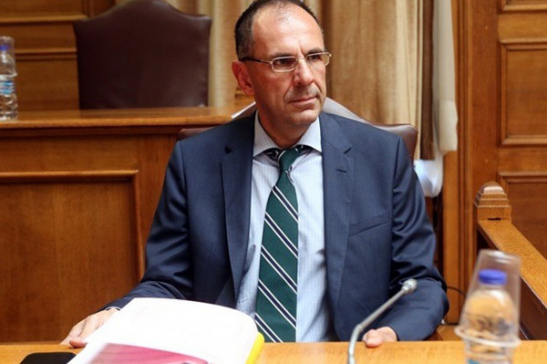 Γεραπετρίτης: Η χώρα δεν χρειάζεται πρόωρες εκλογές, ούτε υπάρχει λόγος για έναν μεγάλο ανασχηματισμό