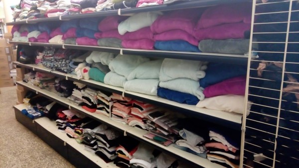 Είδη ένδυσης, υπόδησης και παιχνίδια από τo Δήμο Ηρακλείου σε απόρους