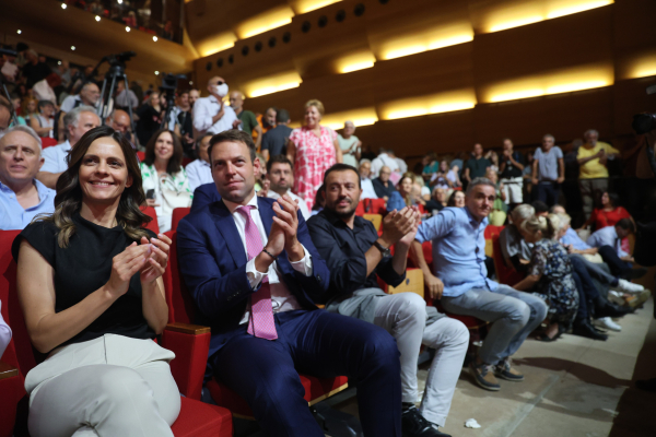 Ο ελέφαντας στο δωμάτιο του ΣΥΡΙΖΑ είναι πλέον ορατός: Το ενδεχόμενο διάσπασης βρίσκεται στο τραπέζι