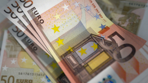 Saving in the Shadow of Uncertainty – What Greece’s Bank Deposits Are Telling Us