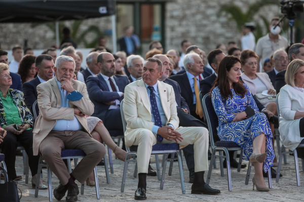 «Μπορεί να ψηφίσω τον εαυτό μου»