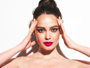 Τα μεγαλύτερα λάθη στο μακιγιάζ που σε δείχνουν κουρασμένη