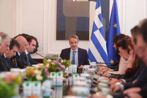 Οι «άριστοι» σε ρόλο ...Γκρούεζα - Από τον σταθμάρχη των Τεμπών στο «κράτος του ΟΠΕΚΕΠΕ»