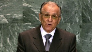 Ρουμανία: Ο πρώην πρόεδρος Ίον Ιλιέσκου διώκεται για εγκλήματα κατά της ανθρωπότητας
