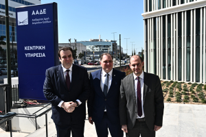Συνάντηση Πιερρακάκη – Πιτσιλή στο Υπουργείο Οικονομικών