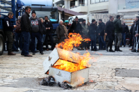 Στην Κρήτη εκτάκτως ο Αυγενάκης: Σύσκεψη με αγρότες, μελισσοκόμους και αλιείς στο Ηράκλειο