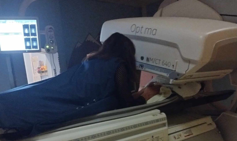Κίνηση ανθρωπιάς από ακτινολόγο: Μπήκε στον αξονικό τομογράφο με εγκαταλελειμμένο βρέφος που δεν είχε συνοδό