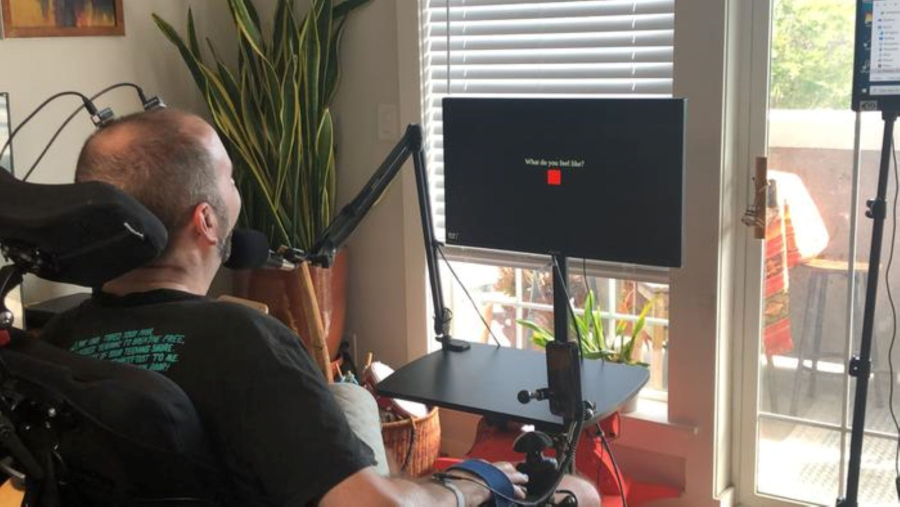 Ο πρώτος στο είδος του υπολογιστής εγκεφάλου βοηθά άνδρα με ALS να μιλήσει σε πραγματικό χρόνο