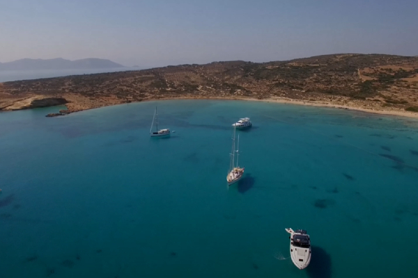 Μικρές Κυκλάδες: Οι top επιλογές για πραγματικά γαλήνιες και οικονομικές διακοπές