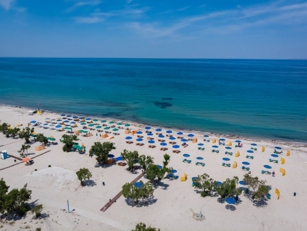 Κοινωνικός τουρισμός: Ολα τα προγράμματα για 829.000 ωφελούμενους, voucher 120 ευρώ για διακοπές, δωρεάν βιβλία και θέατρο